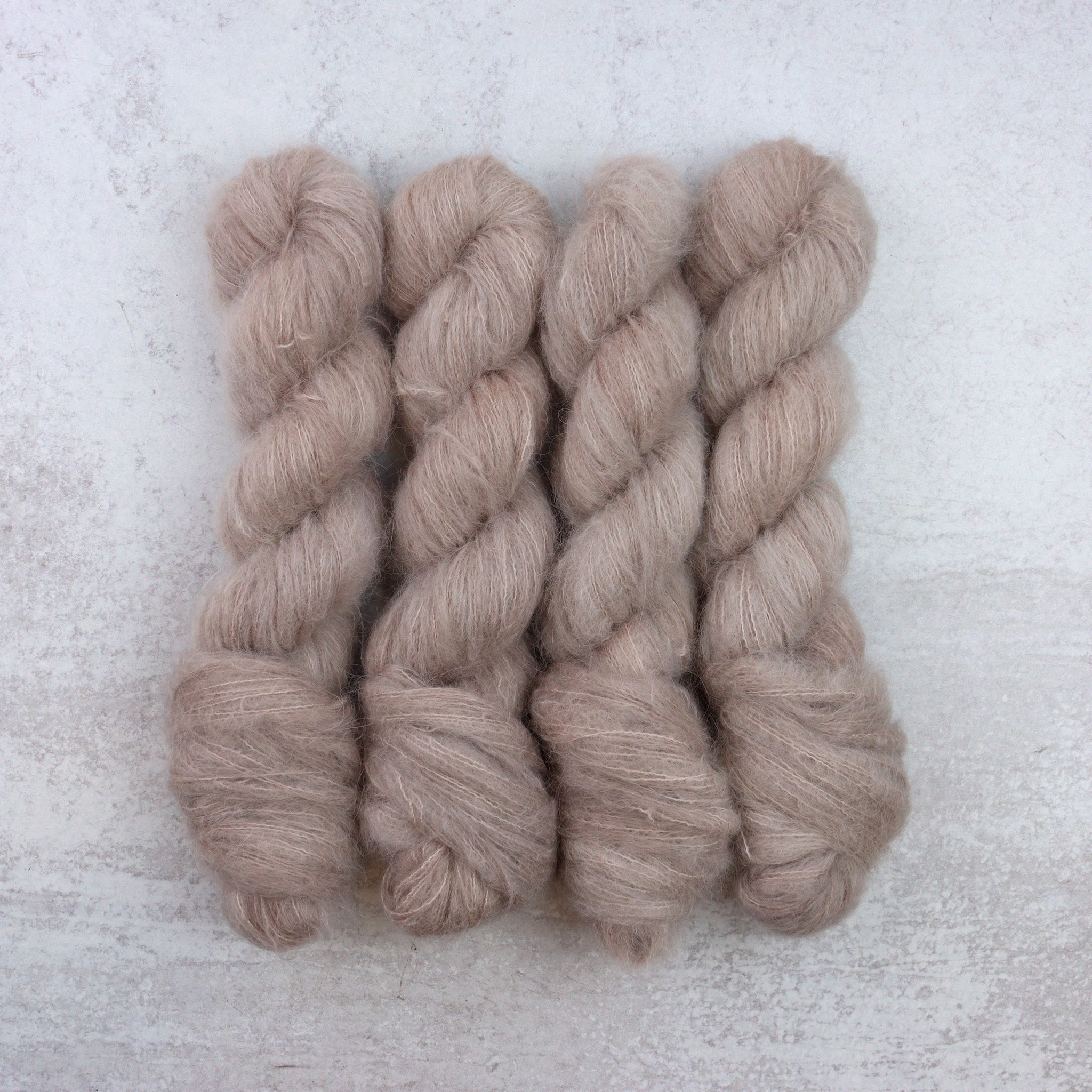 Suri - Alpaca/Silk - Lace - 328 Yards