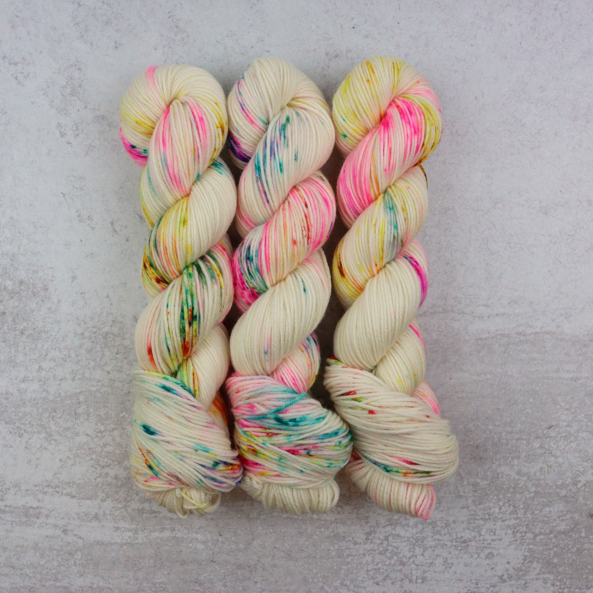 Party Streamers - Squish DK