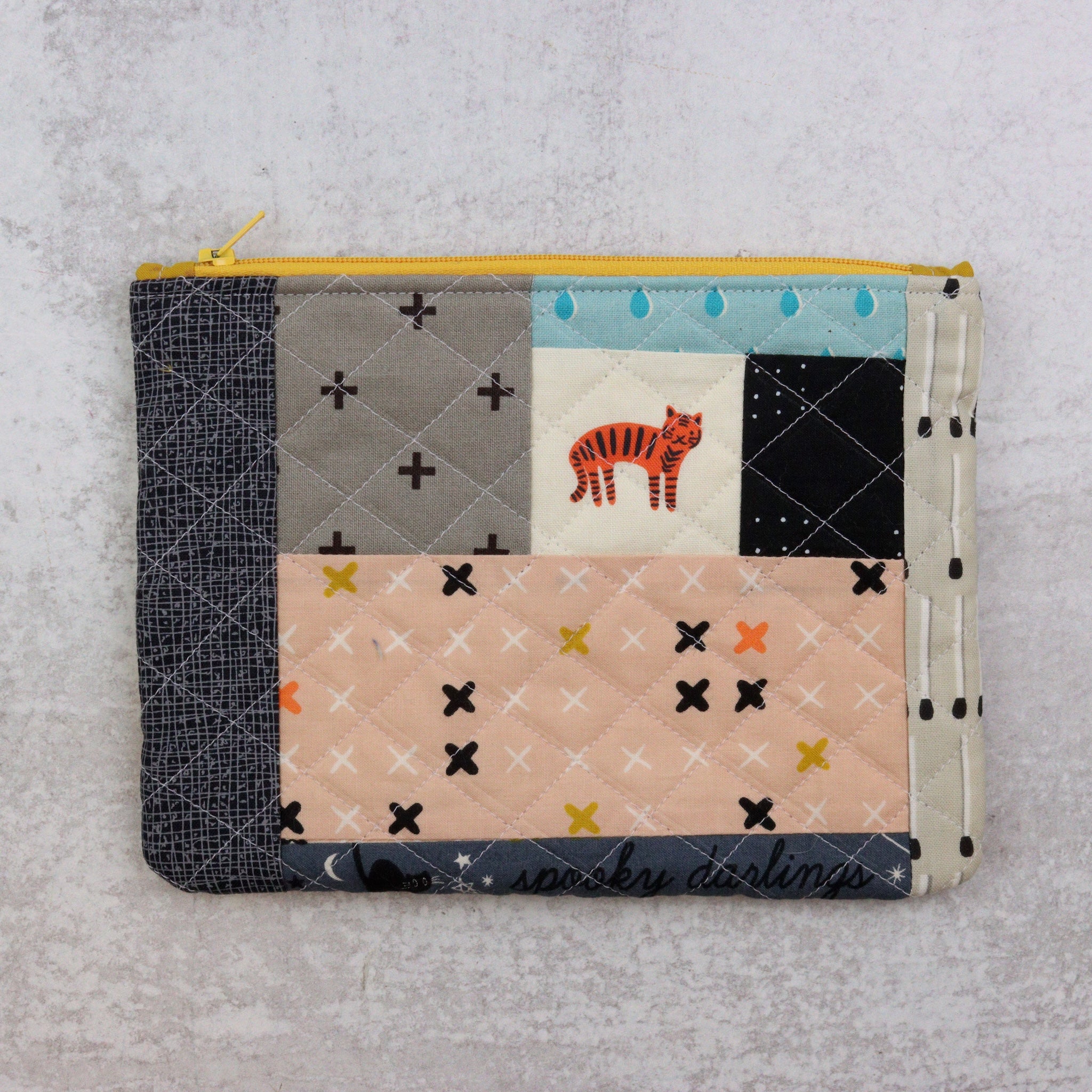 Scrappy Zip Pouch - Speckled